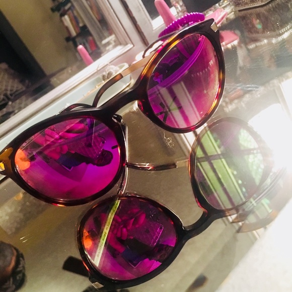 Micheal Kors Purple Mirror Women’s Sunglasses - Picture 3 of 6